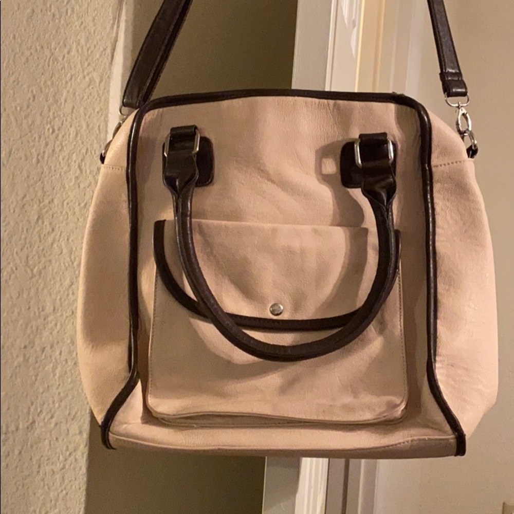 Tan crossbody purse